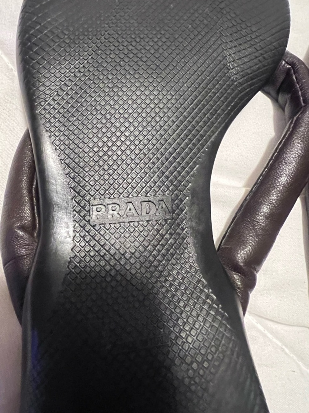 Prada Brown Nappa leather thong sandal - Picture 6 of 9